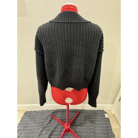 Chunky Knit Black Pullover Sweater Leaf Pattern Casual Cozy - Picture 3 of 7